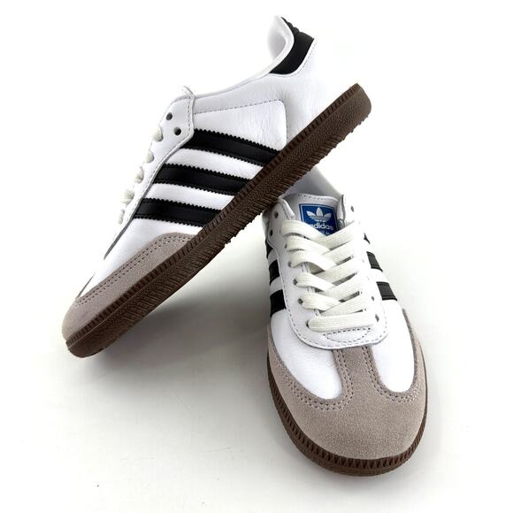 adidas White and Black Athletic Shoes main image 10